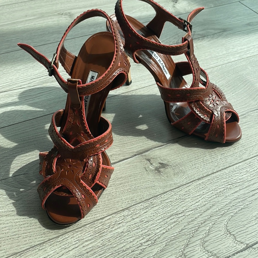 Manolo Blahnik sandals size 40 - fits like US size 9